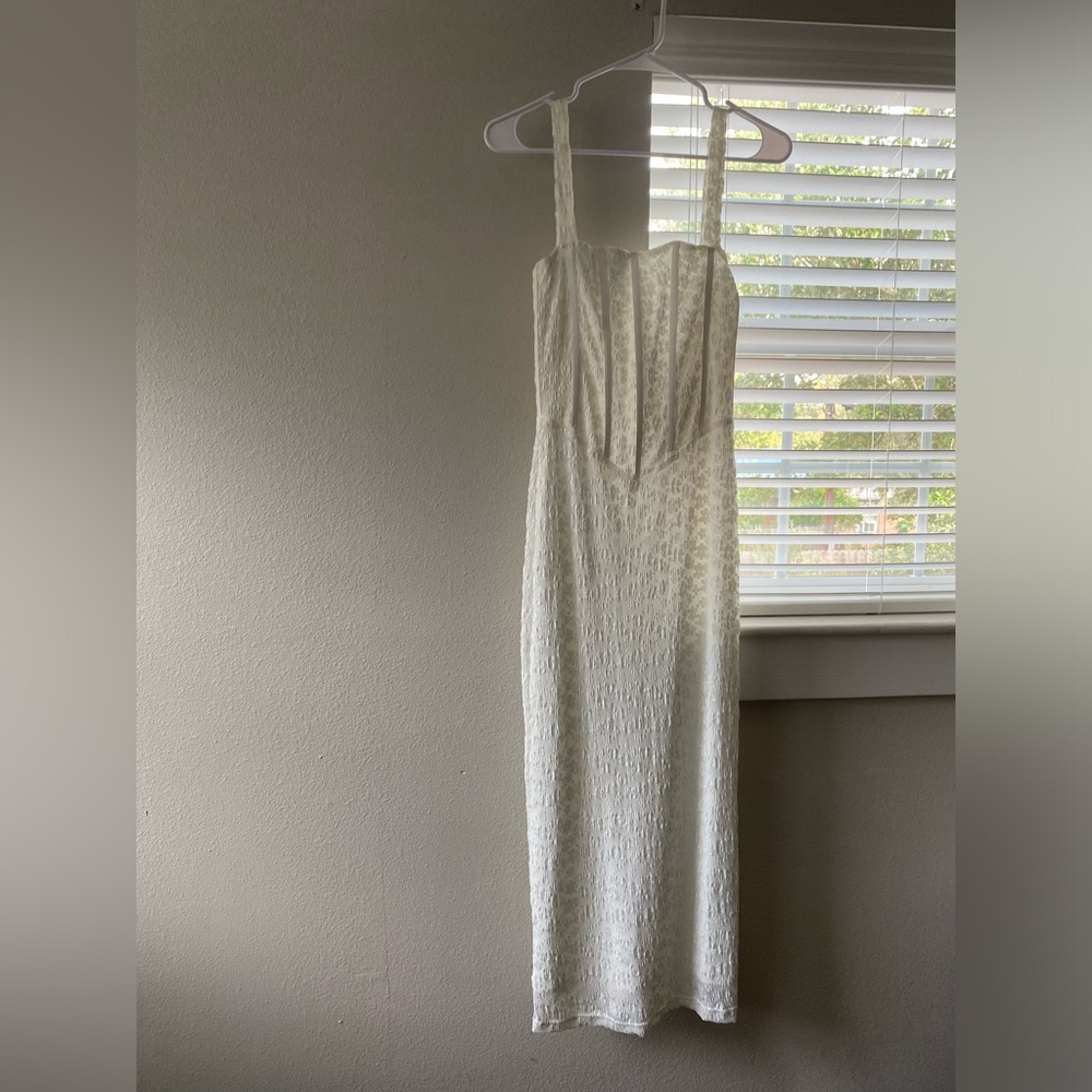 White MIDI dress